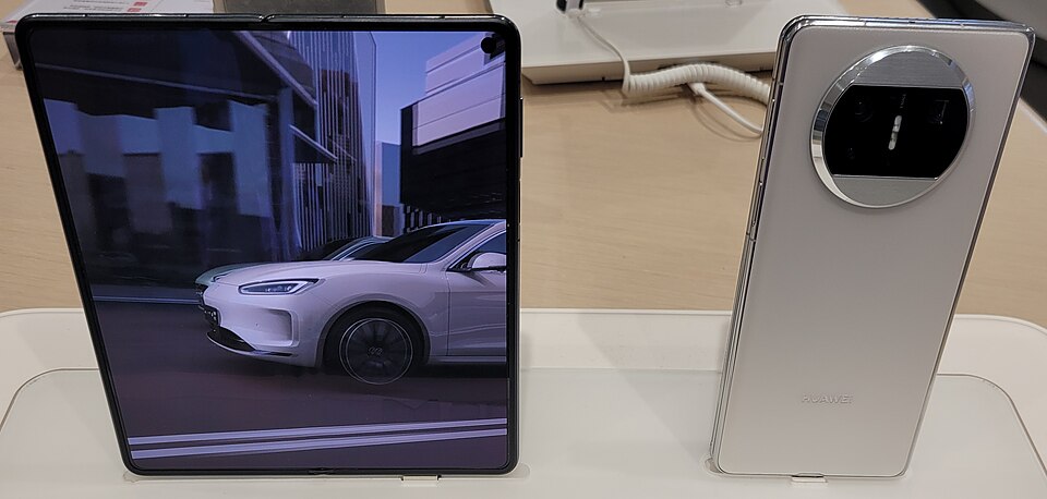 Huawei Mate X3